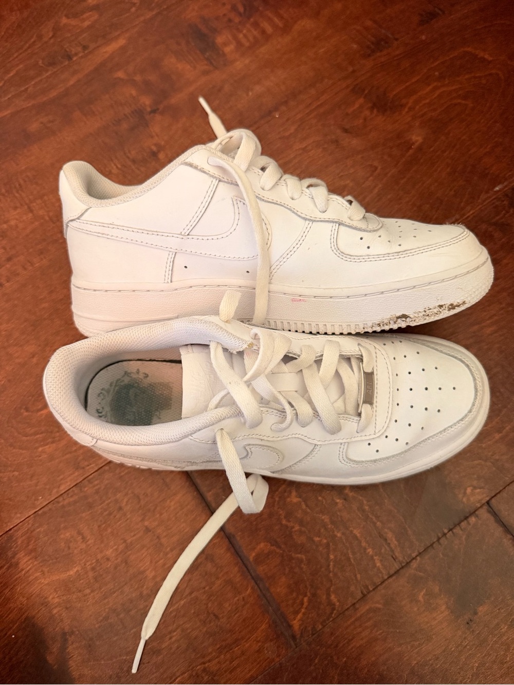 White AF1 - Picture 3 of 7